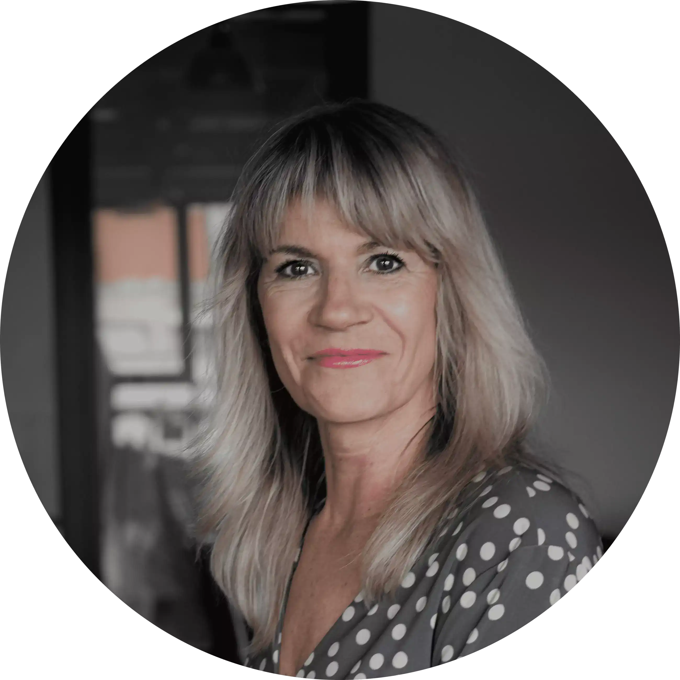 Jitka Pronájem kanceláří SMíchov