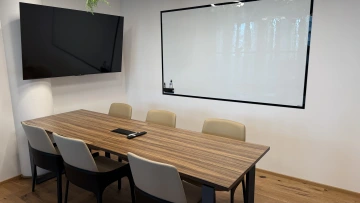 WorkLounge Pankrác zasedací místnost 5