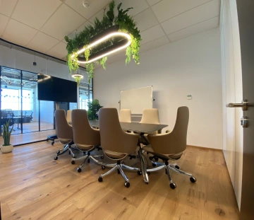 Zasedací místnost až pro 8 osob k pronájmu WorkLounge Pankrác
