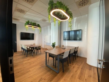 Zasedací místnost až pro 12 osob k pronájmu WorkLounge Pankrác