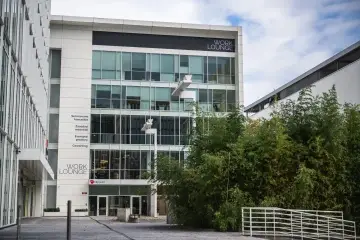 Pankrác City Point - vlajková loď servisovaných kanceláří a coworkingu WorkLounge, Praha 4