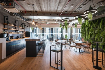 WorkLounge Dejvice designový prostor pro práci i odpočinek