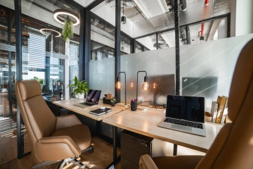 WorkLounge Dejvice servisovaná kancelář pro dvě osoby