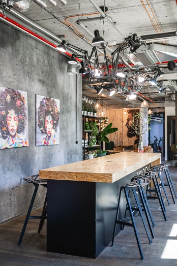 WorkLounge Diamant - sdílená lounge - coworking a servisované kanceláře