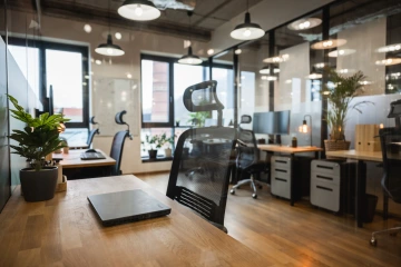 WorkLounge Karlín - pronájem privátní kanceláře Praha 8 pro malé i velké týmy