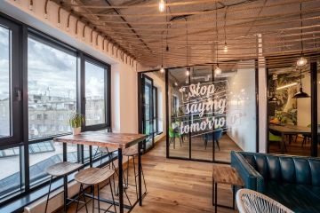 Cowork WorkLounge Forum Karlín lounge a jeho prostor