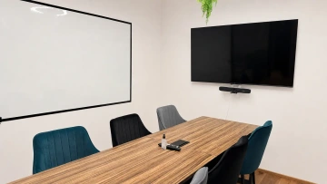 WorkLounge Pankrác zasedací místnost 4