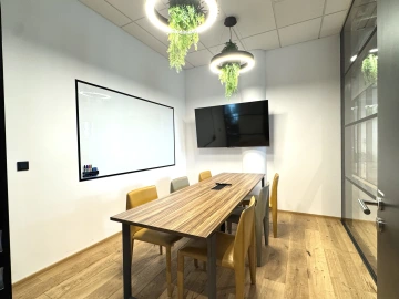 WorkLounge Pankrác zasedací místnost 6