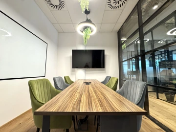 WorkLounge Pankrác zasedací místnost 8