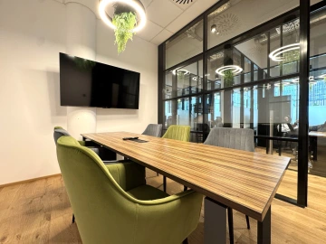 WorkLounge Pankrác zasedací místnost 8