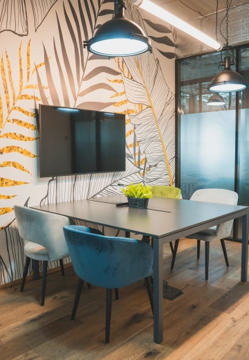 Zasedačka ve WorkLounge Karlín